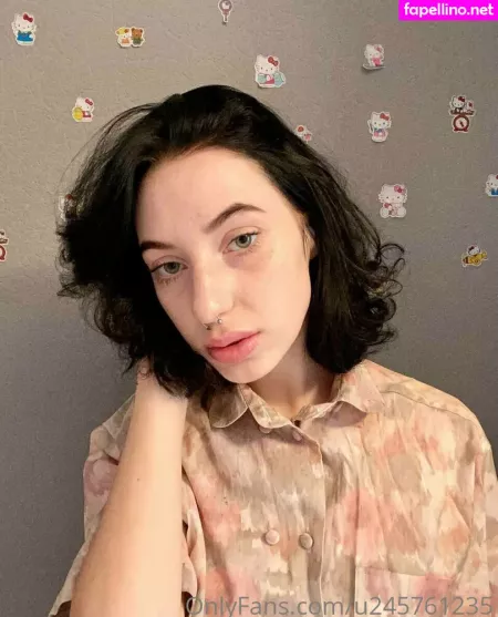 Alicewonderfull OnlyFans Thumbnail #lvAHA9uDPQ