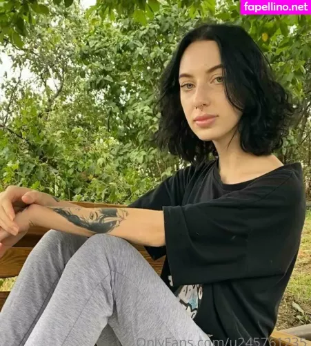 Alicewonderfull OnlyFans Thumbnail #m6jJ4pndFW