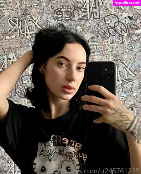 Alicewonderfull OnlyFans Thumbnail #pxa3qXMInu