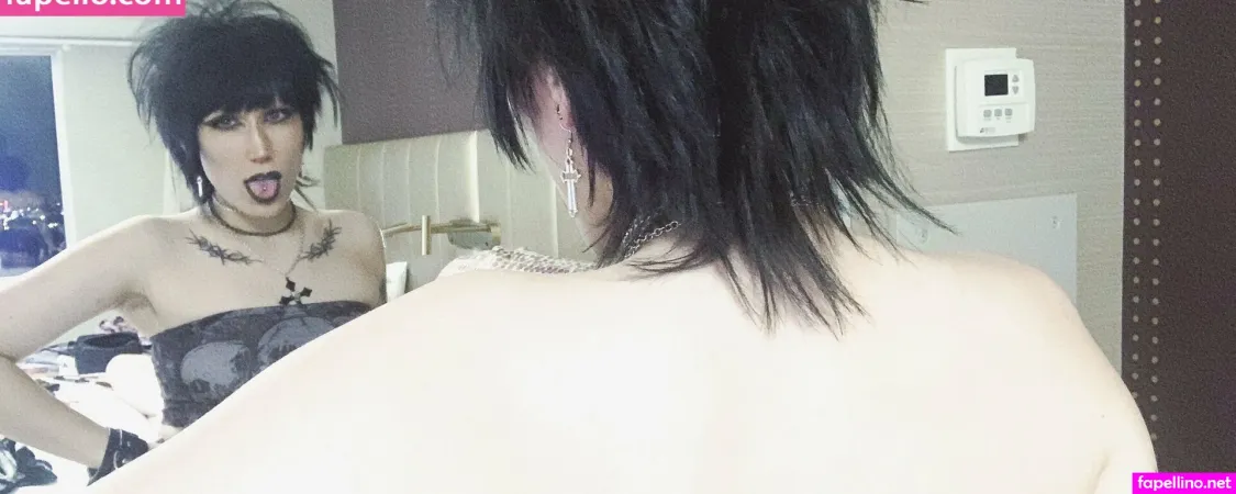 Alicexatrocity OnlyFans Thumbnail #yiPbrG7P8N