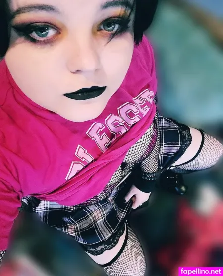 Alicexkhaos OnlyFans Thumbnail #F4E1f9Rdzm