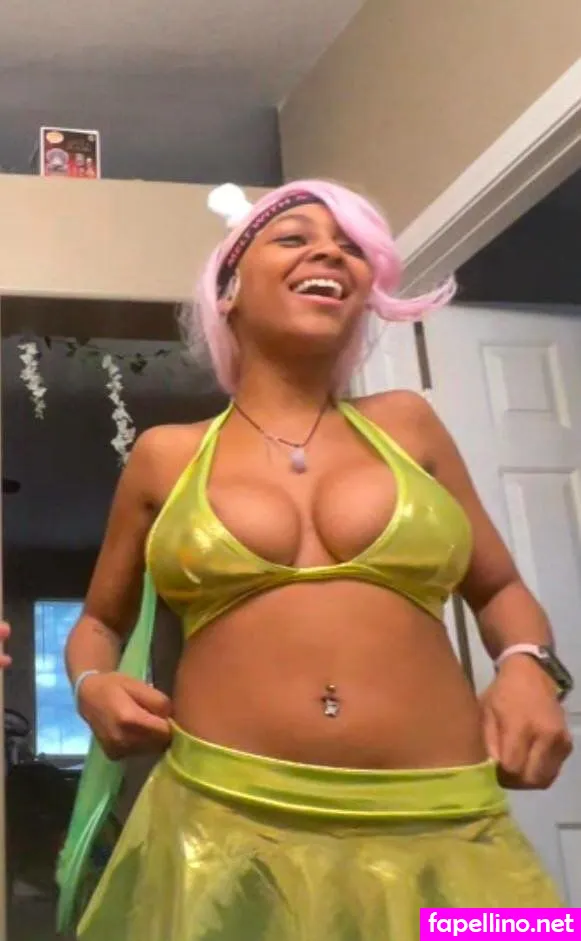 alishaxadams, queen.adams_2 Nude Leaked OnlyFans Photo #1AJeYofjsu