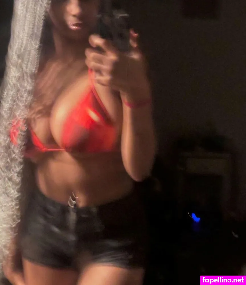 alishaxadams, queen.adams_2 Nude Leaked OnlyFans Photo #CPU7J9j3IT