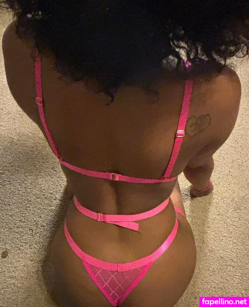 alishaxadams, queen.adams_2 Nude Leaked OnlyFans Photo #FK2l5vbxAg