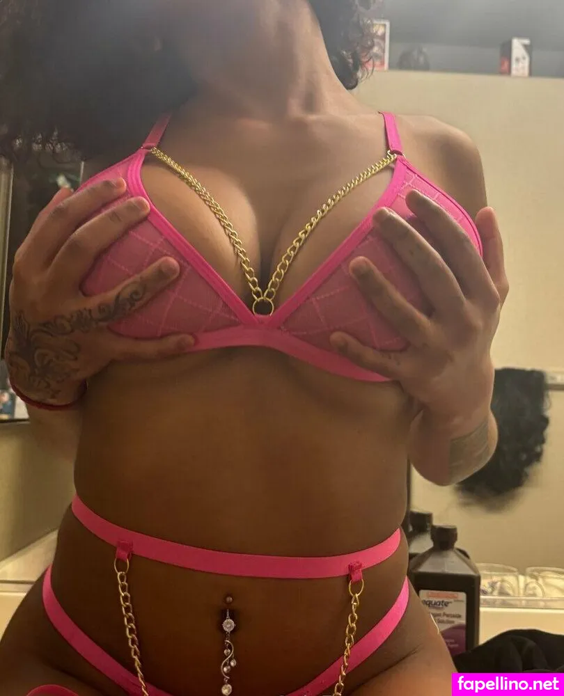alishaxadams, queen.adams_2 Nude Leaked OnlyFans Photo #P9MYk3NIws