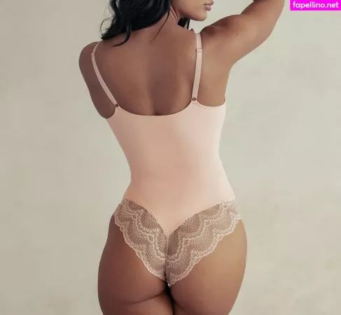 Alicia Arrietta OnlyFans Thumbnail #q4x5iXNWYm