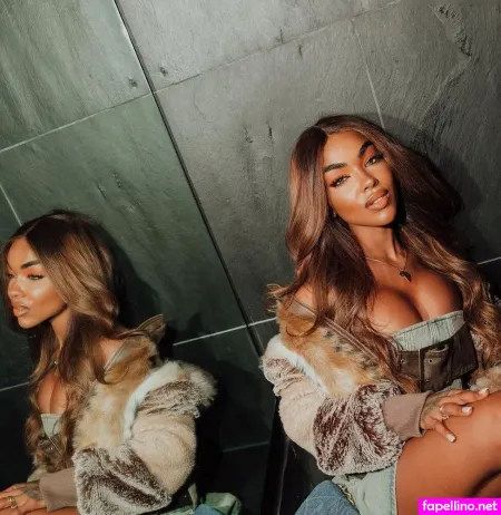 Alicia Awa OnlyFans Thumbnail #qA3HC8rKHn