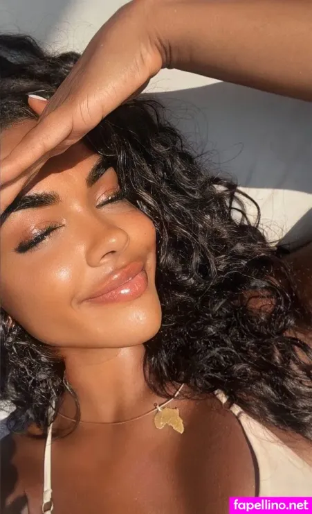 Alicia Awa OnlyFans Thumbnail #tmd884dz7T