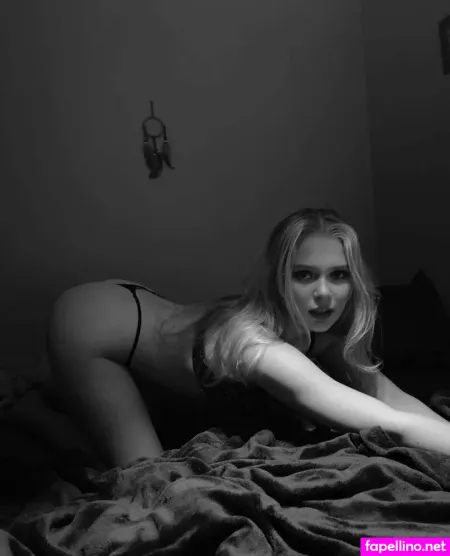 Alicia Backe OnlyFans Thumbnail #0Qp9NXfujT