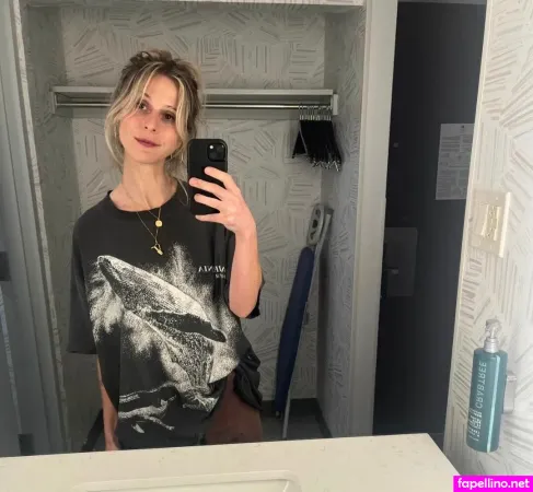 Alicia Bognanno OnlyFans Thumbnail #ZMckrO7jW8