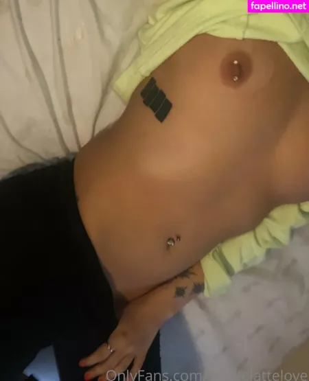 Alicia Costello OnlyFans Thumbnail #OW8oqXXUE7