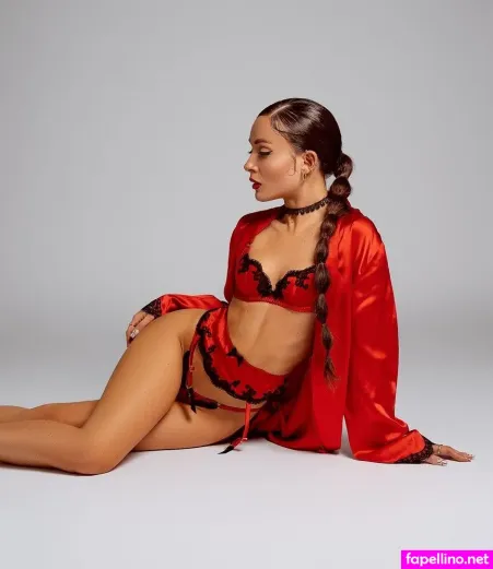 Alicia Isa Belle OnlyFans Thumbnail #IFMxFV1jSz