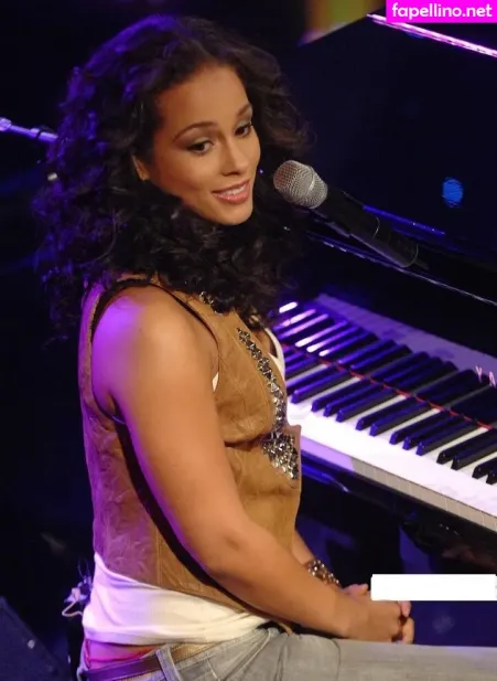 Alicia Keys OnlyFans Thumbnail #Qy0tN9jdtn
