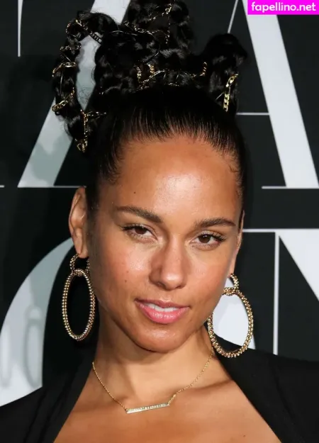 Alicia Keys OnlyFans Thumbnail #atn8DZgTWw