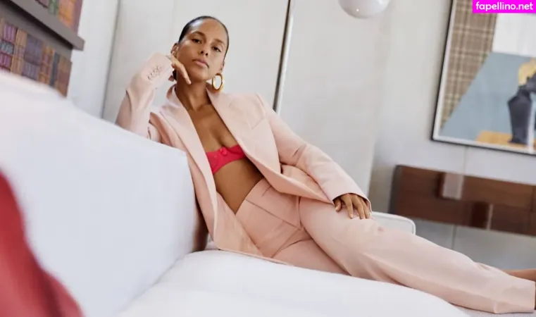 Alicia Keys OnlyFans Thumbnail #hYQC42g2xF