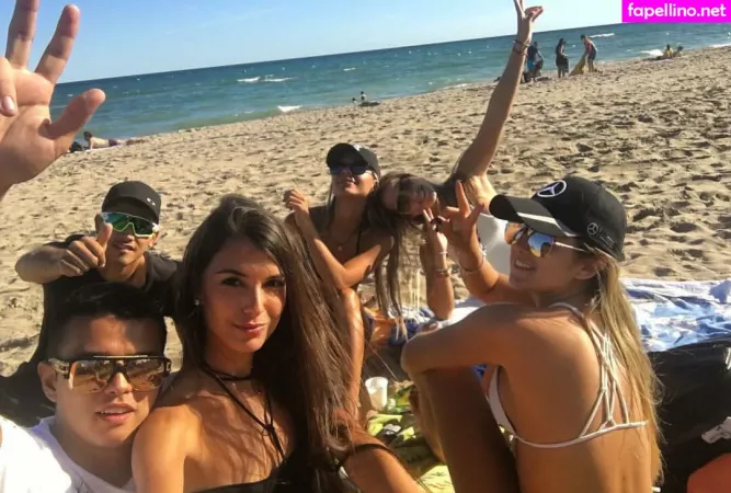 Alicia London O OnlyFans Thumbnail #UPpFD9b6Ao