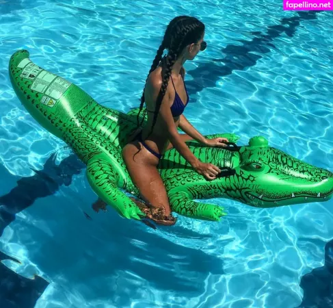 Alicia London O OnlyFans Thumbnail #s1gOrOYIiG