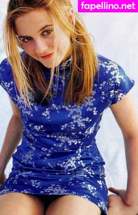 Alicia Silverstone OnlyFans Thumbnail #YTjHn0G5Wb