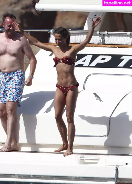 Alicia Vikander OnlyFans Thumbnail #3D7pZDMOto