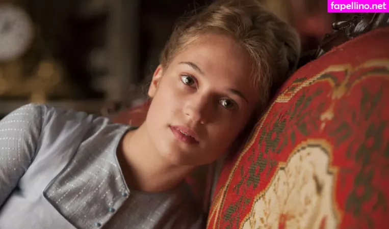 Alicia Vikander OnlyFans Thumbnail #OaKT2j9JiU