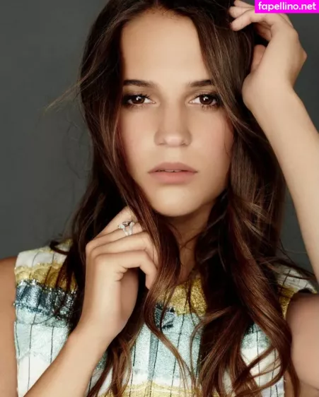 Alicia Vikander OnlyFans Thumbnail #RlZ42u0qEE