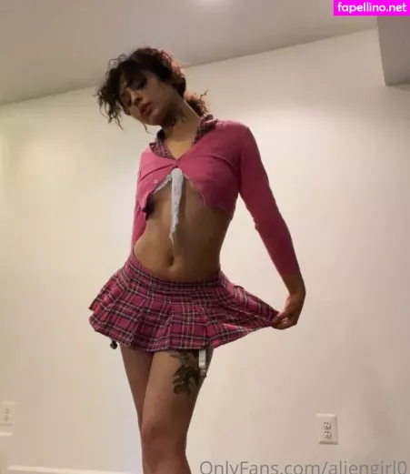 Aliengirl0 OnlyFans Thumbnail #Mcoanxo835