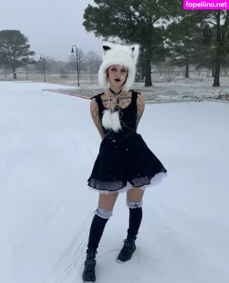 Alienslush OnlyFans Thumbnail #5IXqTmWQm1