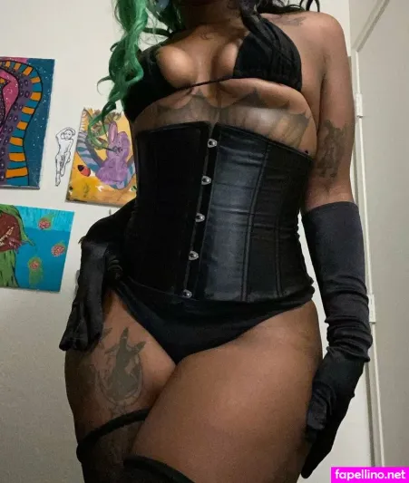 Alienspxxxres OnlyFans Thumbnail #cYKRLa9UC7