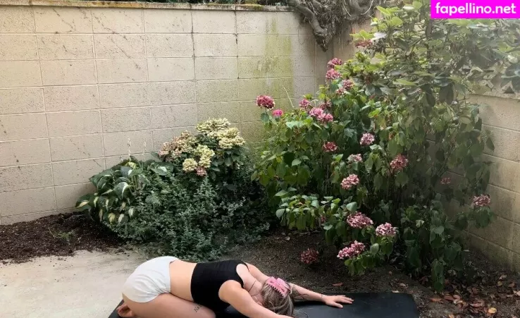 Alignedbykarissa OnlyFans Thumbnail #2zq2VECVah