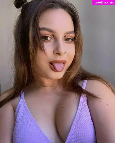 Aliiaxxx OnlyFans Thumbnail #CE9eN2LfVq