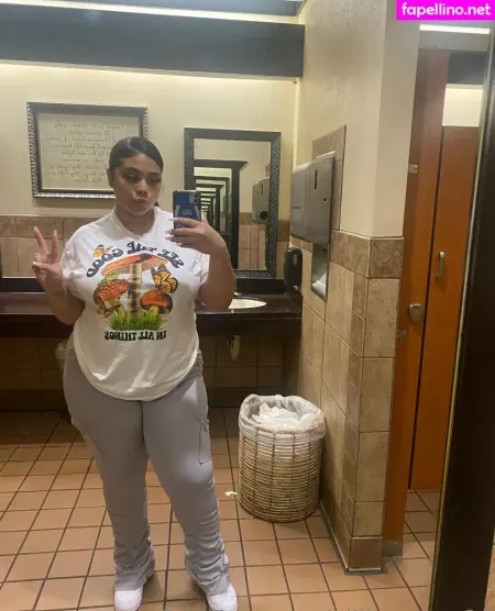 Aliiicouture26 OnlyFans Thumbnail #Xjpj4q8XVA