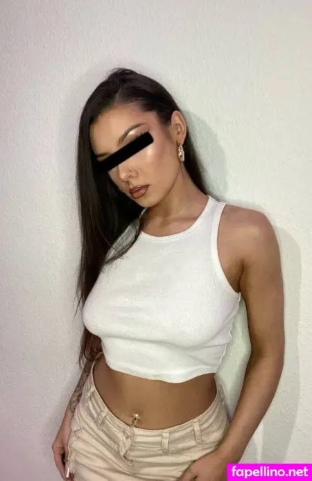 Alina Altona OnlyFans Thumbnail #2BmGjkqSQ4