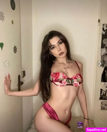 Alina Altona Main Profile Photo
