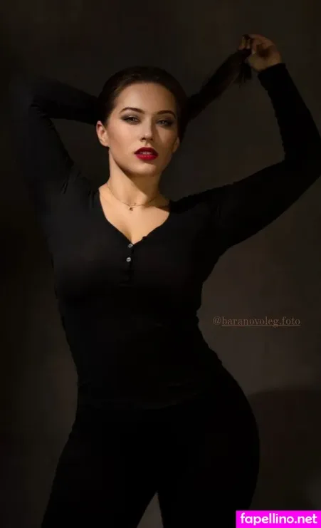 Alina Baranova OnlyFans Thumbnail #LKBWAEEgBM