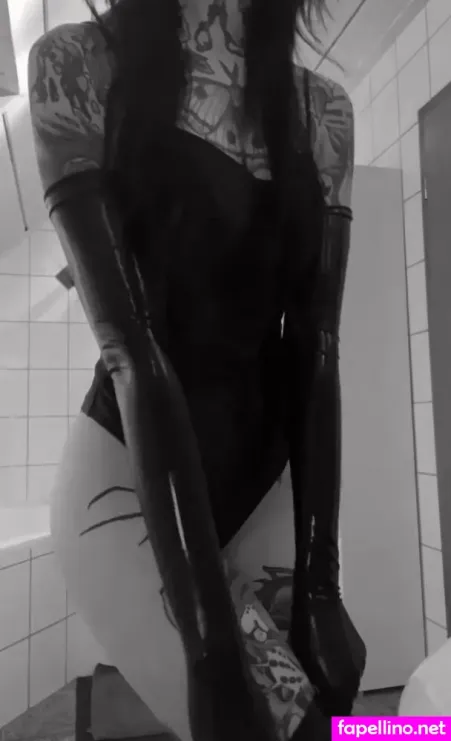 Alina Benson Alinabnsn OnlyFans Thumbnail #T0lQddtZrU