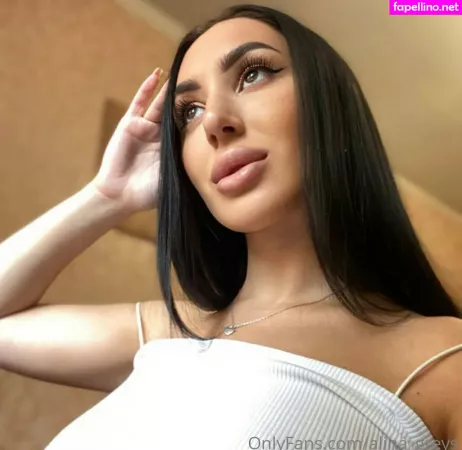 Alina Greys OnlyFans Thumbnail #GxsAOAz4zZ