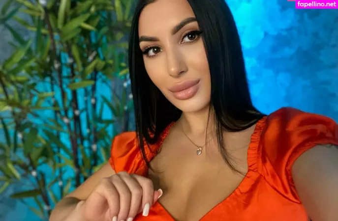 Alina Greys OnlyFans Thumbnail #P0ozdy8Ieo