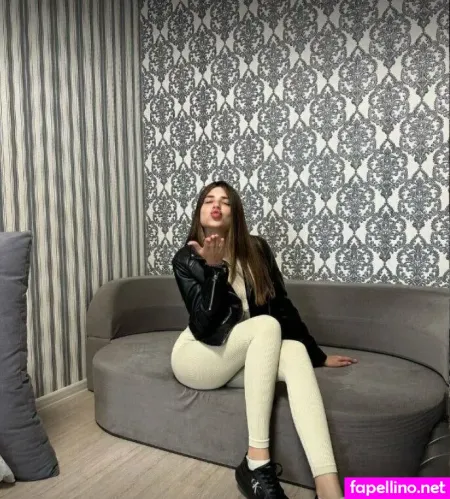 Alina Kiss OnlyFans Thumbnail #52Sxb0KVCq