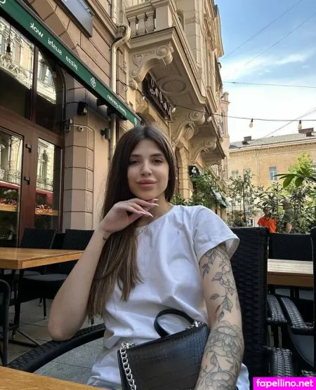 Alina Kiss OnlyFans Thumbnail #ZaBlwctKWd