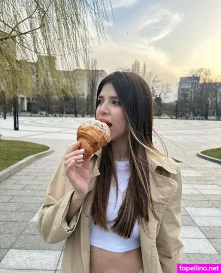Alina Kiss OnlyFans Thumbnail #fBNrjwMnSB