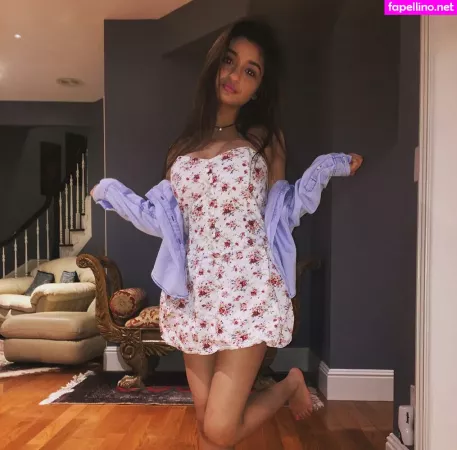 Alina M OnlyFans Thumbnail #gr1ZVVNLsz