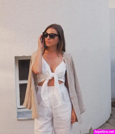 Alina Marzi OnlyFans Thumbnail #rFB8hK88JZ