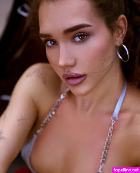 Alina Neuer OnlyFans Thumbnail #VmLrOBoFC9