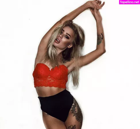 Alina Ostraya OnlyFans Thumbnail #j5gsuarMxR