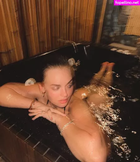 Alina Ozimina OnlyFans Thumbnail #GkYPmjwqLL