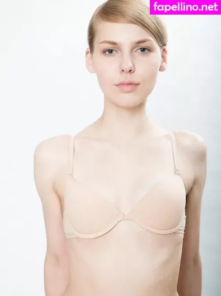 Alina Rin OnlyFans Thumbnail #CMG5RY7XQm