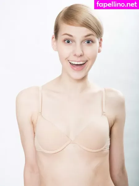 Alina Rin OnlyFans Thumbnail #KmTDvWIY2A