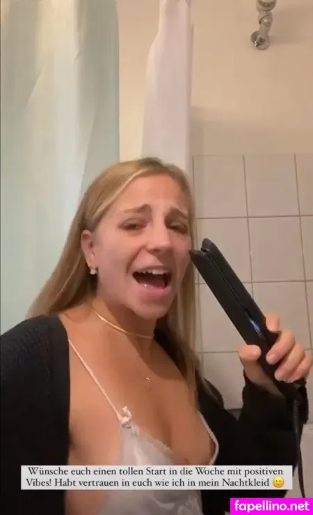 Alina Sophie Holst OnlyFans Thumbnail #eprVIUeNCx