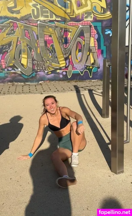 Alina Tornau OnlyFans Thumbnail #dXIFeMu8xa