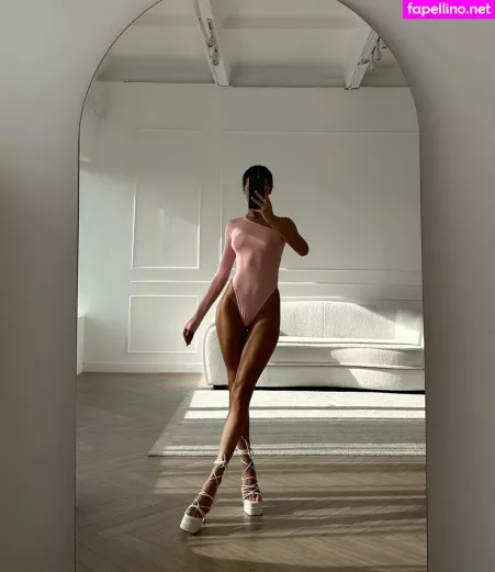 Alina Trunova OnlyFans Thumbnail #1AprOdeRzW